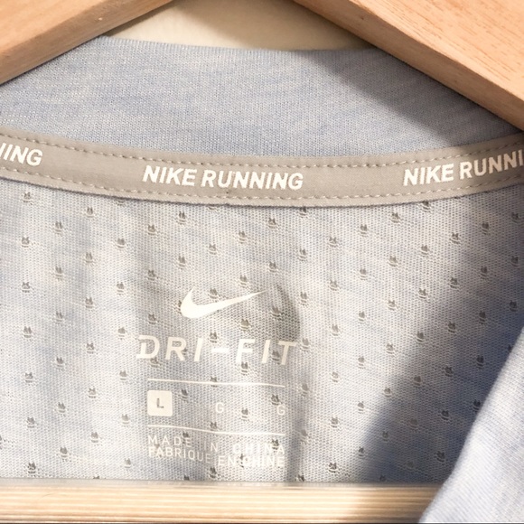 3/$20 | Nike High-Neck Tank - Picture 3 of 9